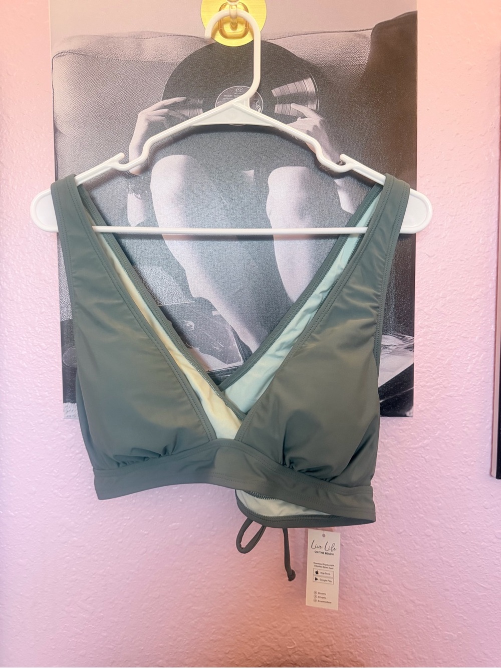 Cupshe Women's Sage Green V-Neck Bralette